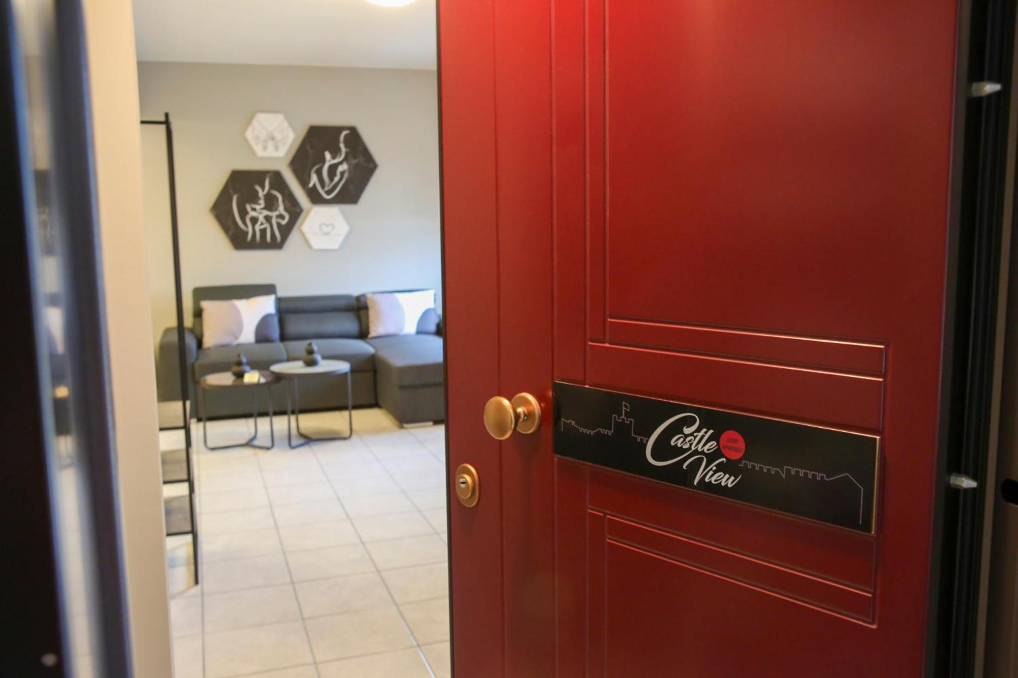 Castle View Luxury Apartment With Free Private Parking Kavála Ngoại thất bức ảnh